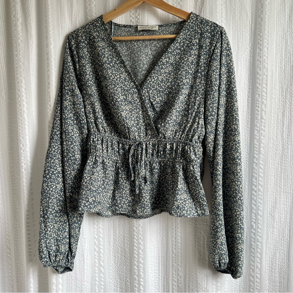 Paper Crane Bluish Gray Faux Wrap Long Sleeve Blouse with‎ Peplum